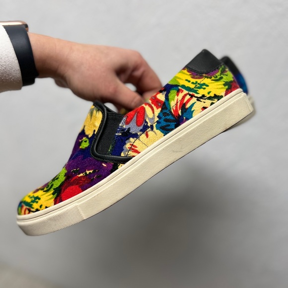 Steve Madden Women's Shoe eccentric floral colorful Fashion Sneaker sz 7B - Picture 3 of 9